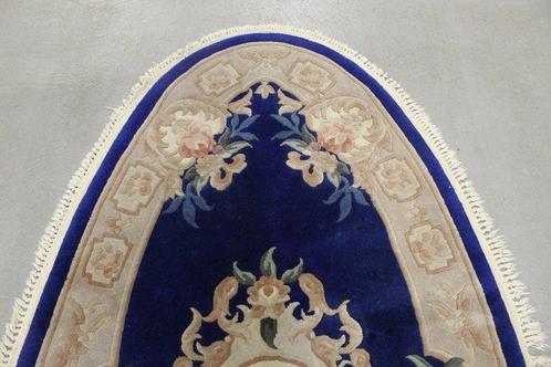 China - Tapijt - 190 cm - 100 cm, Huis en Inrichting, Stoffering | Tapijten en Kleden