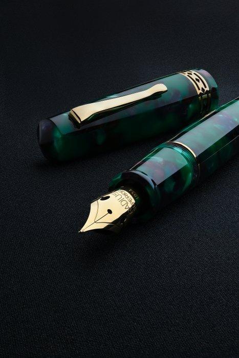 Radius 1934 - Radius 1934, Minerale Gold Trim - Vulpen, Verzamelen, Pennenverzamelingen