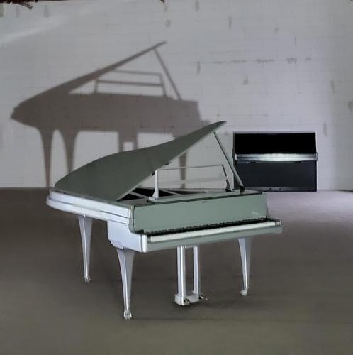 Rippen aluminium vleugel gereviseerd - Topstuk Dutch Design, Muziek en Instrumenten, Piano's, Vleugel, Overige kleuren, Zo goed als nieuw