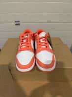 Nike - Dunk Low - Low-top sneakers - Maat: EU 40.5, Nieuw