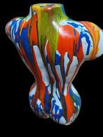 uu - Buste, La Curiosidad - 39 cm - Hars - 2020, Antiek en Kunst