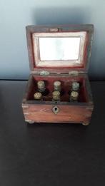 Doos - 19e eeuws Frans parfumkistje in hout, Antiek en Kunst