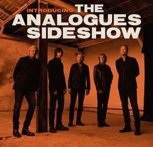 cd digi - The Analogues - Introducing The Analogues Sideshow, Cd's en Dvd's, Cd's | Pop, Zo goed als nieuw, Verzenden