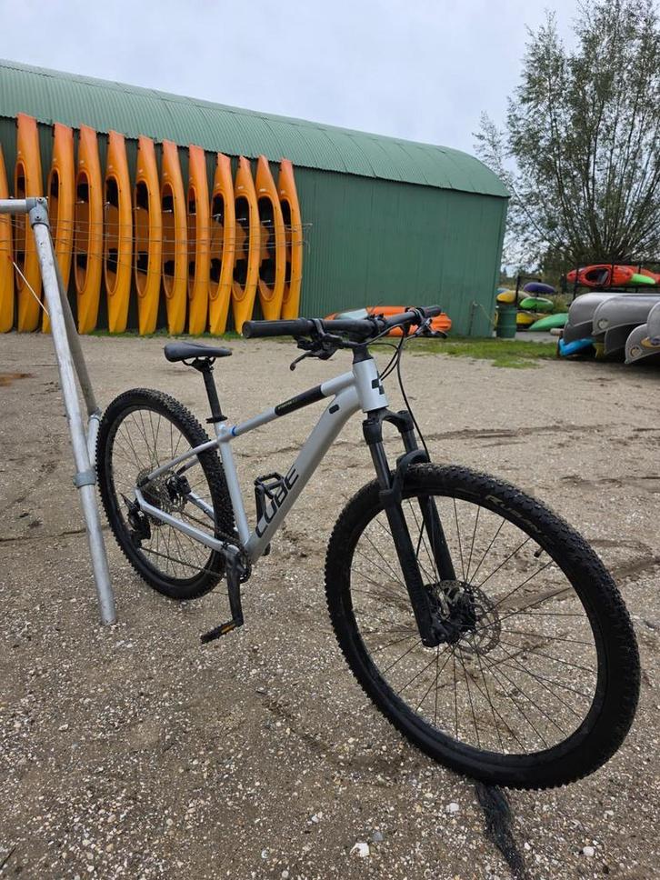 Te koop: Nette, Rijklare Cube SLX 2023 SilverGrey, Fietsen en Brommers, Fietsen | Mountainbikes en ATB, Hardtail, Minder dan 45 cm
