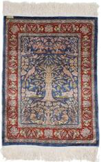 Silk Hereke Signed Carpet with Mehrab Design - Pure Luxury, Nieuw