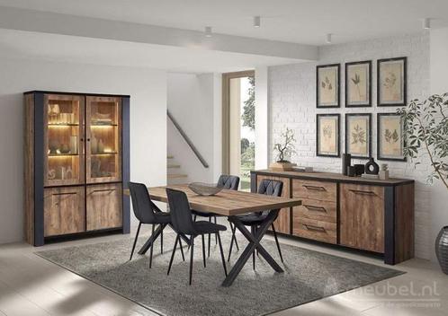 Woonkamerset Saasveld - industriele woonkamers, Huis en Inrichting, Complete eetkamers, Nieuw