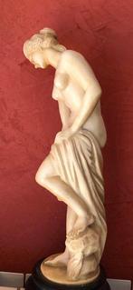 A. Santini - Snijwerk, Aphrodite - 1,7 kg - 38 cm - Hars, Antiek en Kunst