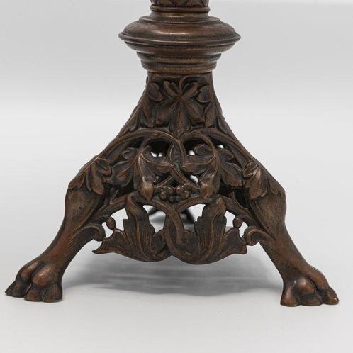Set van 2 neogotische kerkkandelaren - Messing - 1850-1900, Antiek en Kunst, Kunst | Niet-Westerse kunst