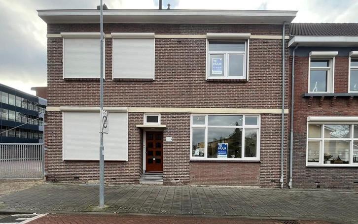 Bedrijfsruimte, Loods te huur Brandhofstraat 9 Landgraaf, Zakelijke goederen, Bedrijfs Onroerend goed, Bedrijfsruimte, Huur