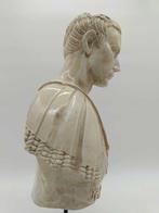 sculptuur, Busto di Giulio Cesare - 47 cm - marmerstof