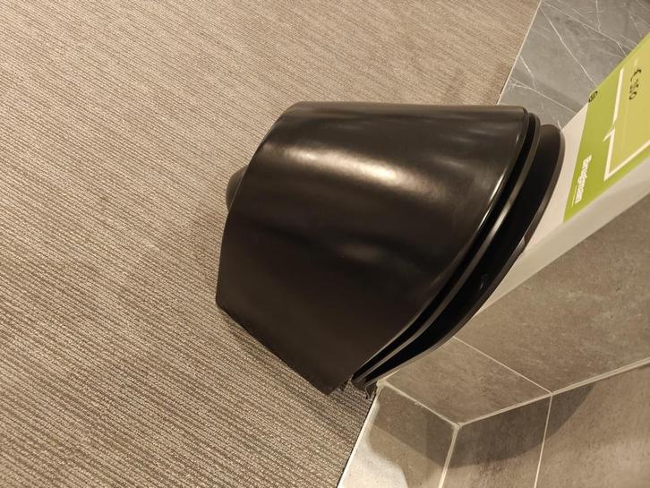 Wandcloset hangend toilet mat zwart randloos - 0091, Doe-het-zelf en Verbouw, Sanitair, Toilet, Nieuw, Ophalen