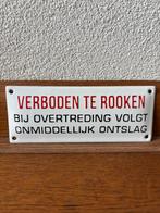 Retro-uitstraling met nostalgische typografie - Emaille