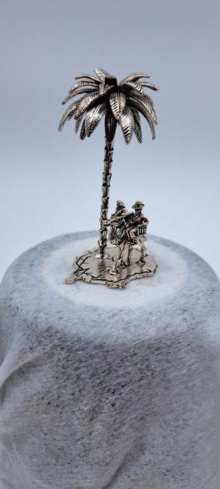 Miniatuur figuur - Palmboom met kameel - .925 zilver, Antiek en Kunst, Antiek | Goud en Zilver