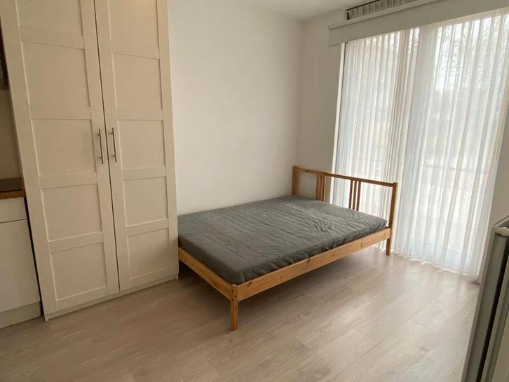 Studio te huur in Amsterdam - 30 m² - 1 kamer(s), Huizen en Kamers, Kamers te huur, Amsterdam