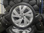 Originele Volkswagen Golf 8 Bergamo winterset 225/40/18, 18 inch, Gebruikt, Banden en Velgen, Personenwagen