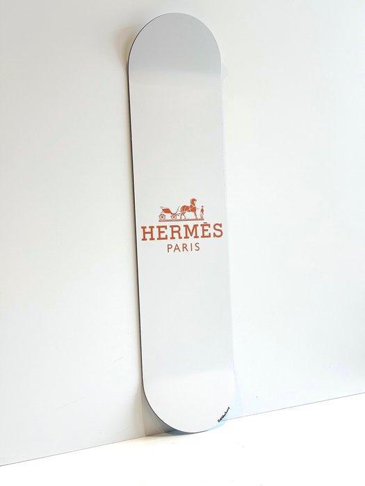 Rob VanMore - Skating by Hermes Paris, Antiek en Kunst, Kunst | Designobjecten