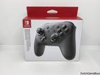 Nintendo Switch - Pro Controller - NEW, Spelcomputers en Games, Spelcomputers | Nintendo Switch, Verzenden, Gebruikt