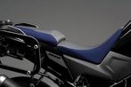 Suzuki | Verlaagd zadel, grijs/blauw, DL1050, Nieuw