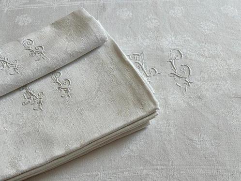 Tafelservies (7) - Franse huislinnen. Mooie TAFELSERVICE., Antiek en Kunst, Antiek | Kleden en Textiel