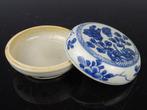 Doos - Porselein - Kangxi 1662-1722, Antiek en Kunst