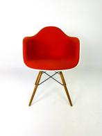 Vitra - Charles Eames - Stoel - DAW - Plastic, Staal, Hout