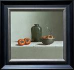Leo Pors (1952) - 17e Eeuws V.O.C.-flesje en kakifruit, Antiek en Kunst, Kunst | Schilderijen | Klassiek