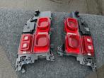 Linker of rechter achterlicht New Defender  90 / 110 L663, Ophalen of Verzenden, Gebruikt, Land Rover