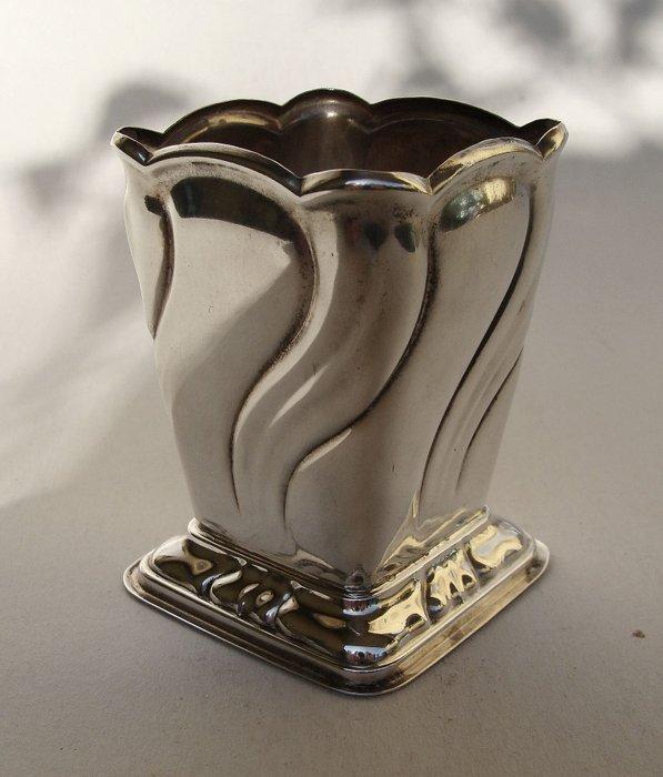 Hand-hammered silver - Pennenbakje - Gottlieb Kurz,, Antiek en Kunst, Antiek | Goud en Zilver