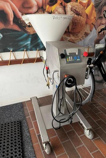 Oliebollenmachine doseermachine Bolliemax in VEILING beschikbaar voor biedingen