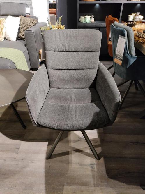 Eigentijdse eetstoel Cavaletta in de kleur: Donkergrijs., Huis en Inrichting, Fauteuils, Nieuw, Ophalen of Verzenden