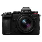 Panasonic Lumix S5D + 18-40mm f/4.5-6.3, Ophalen of Verzenden, Nieuw, Overige Merken