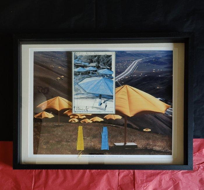 Christo & Jeanne-Claude (1935-2020) - The Umbrellas, Antiek en Kunst, Antiek | Overige Antiek