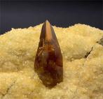 Bariet Kristal op matrix - Hoogte: 5 cm - Breedte: 5 cm- 115