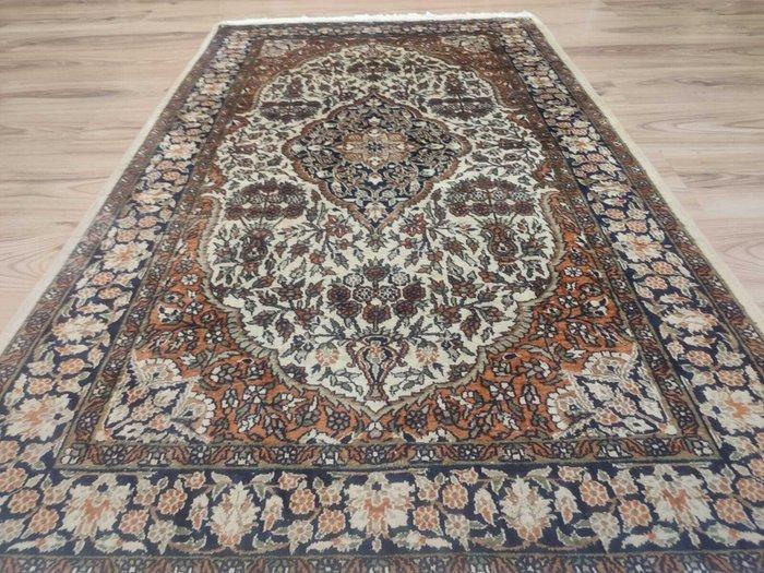 Ghoum - Vloerkleed - 1.6 m - 0.98 m - Kasjmir Zijde Bloemen, Huis en Inrichting, Stoffering | Tapijten en Kleden