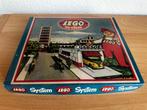 Lego Set - Classic Town - 236-2 LEGO Garage and Van - 1957, Kinderen en Baby's, Speelgoed | Duplo en Lego, Nieuw