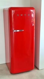 SMEG FAB28RRD3 Rood vrijstaande koelkast met vriesvak, Ophalen, 200 liter of meer, Zo goed als nieuw, 140 tot 160 cm