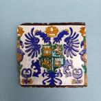 Antiek Tegel (2) - Antiek - 1500-1550, 1850-1900 - Tegel met, Antiek en Kunst, Antiek | Glas en Kristal