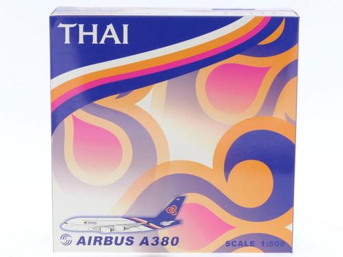 Schaal 1:500 5 stars 0413TH Thai Airways Int. Airbus A380..., Hobby en Vrije tijd, Modelbouw | Vliegtuigen en Helikopters, Zo goed als nieuw