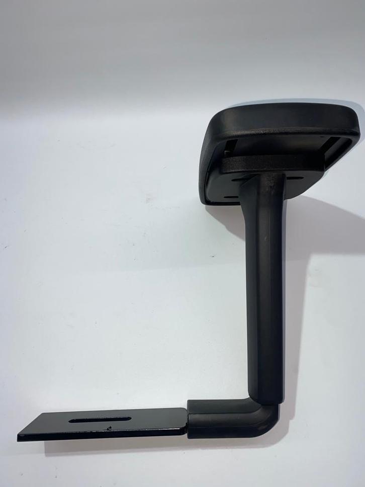 Officenow armlegger, links, Zakelijke goederen, Kantoor en Winkelinrichting | Kantoormeubilair en Inrichting, Ophalen