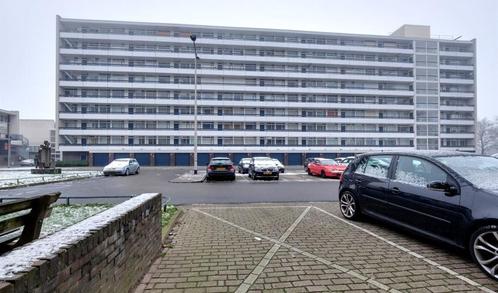 Te Huur 3 Kamer Appartement Hisveltplein In Arnhem, Huizen en Kamers, Huizen te huur, Direct bij eigenaar, Gelderland, Appartement