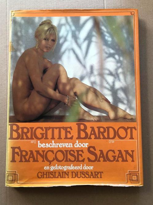 Fotos Brigitte Bardot - Erotiek - tekst Françoise Sagan, Boeken, Kunst en Cultuur | Fotografie en Design, Gelezen, Ophalen of Verzenden