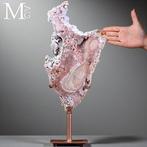 Zeldzame roze amethistformatie. Roze amethistensnede -, Verzamelen, Mineralen en Fossielen