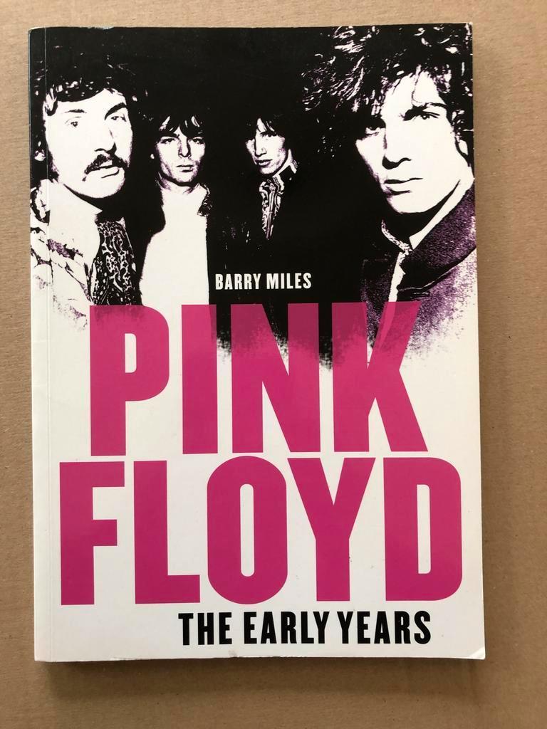 Pink Floyd: The Early Years: : Miles, Barry: 9781846094446:  Books