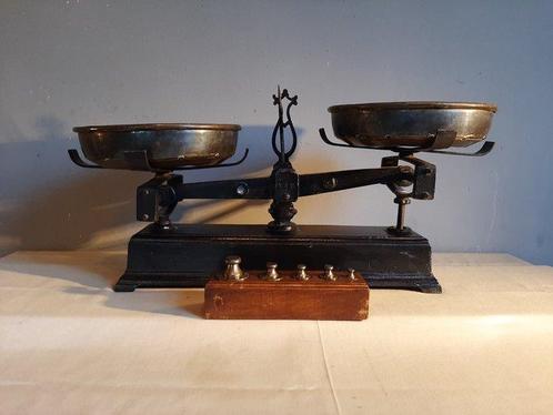 Inclusief 5 Gewichten - Balans of weegschaal - IJzer, Koper, Antiek en Kunst, Curiosa en Brocante