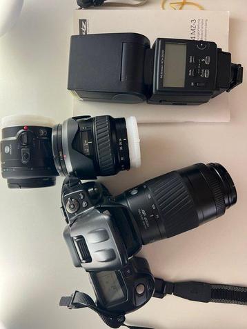 Minolta Dynax 800si + 50mm macro / 70-300mm + 24-85mm + Metz beschikbaar voor biedingen