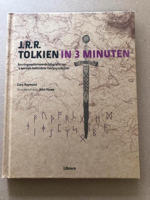 J.R.R. Tolkien in 3 minuten - een geïllustreerde biografie, Verzamelen, Lord of the Rings, Boek of Poster, Zo goed als nieuw, Ophalen of Verzenden
