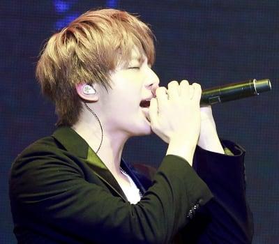 Jin Tickets Ziggo Dome Te Koop, Tickets en Kaartjes, Evenementen en Festivals
