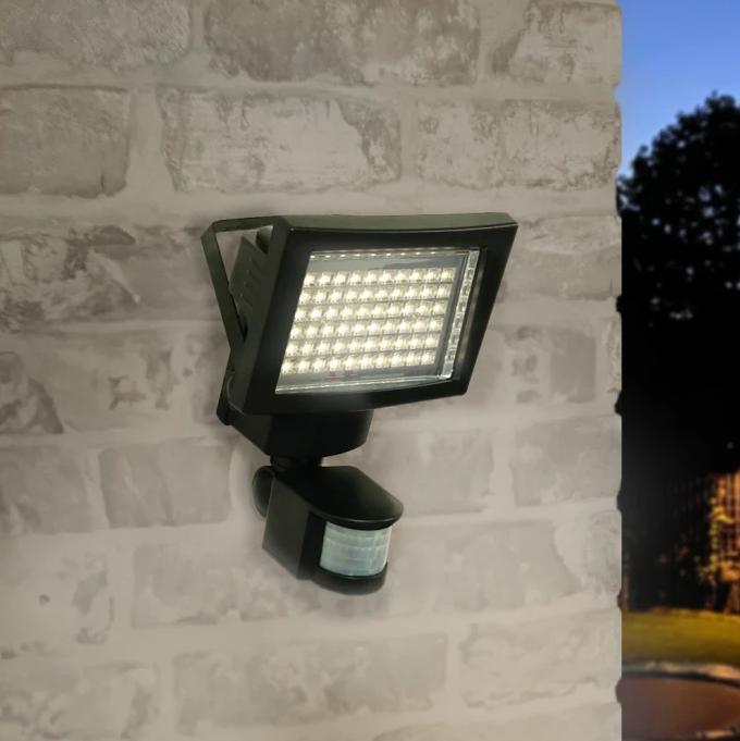 Solar LED breedstraler met bewegingssensor op zonne energie, Tuin en Terras, Buitenverlichting, Led, 50 tot 250 watt, Nieuw, Kunststof