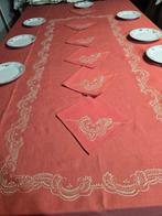 Tafelkleed (7) - 230 cm - 135 cm - Oude borduursels