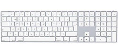 Apple Magic Keyboard met numeriek toetsenblok – Wit, Computers en Software, Toetsenborden, Refurbished, Qwerty, Draadloos, Ophalen of Verzenden